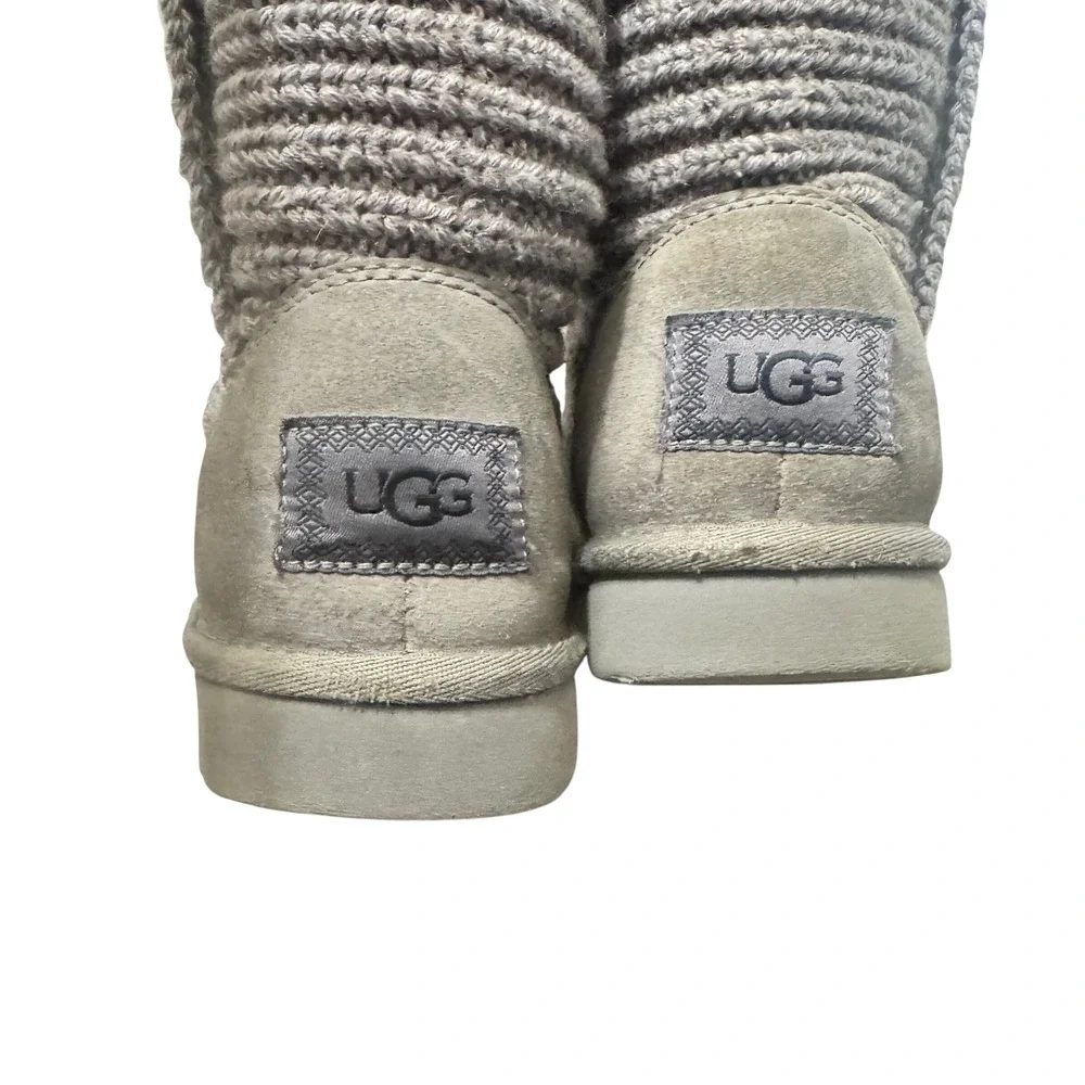 UGG Classic Cardy Knit Gray Boots Women's Size 5 Style 1016555‎